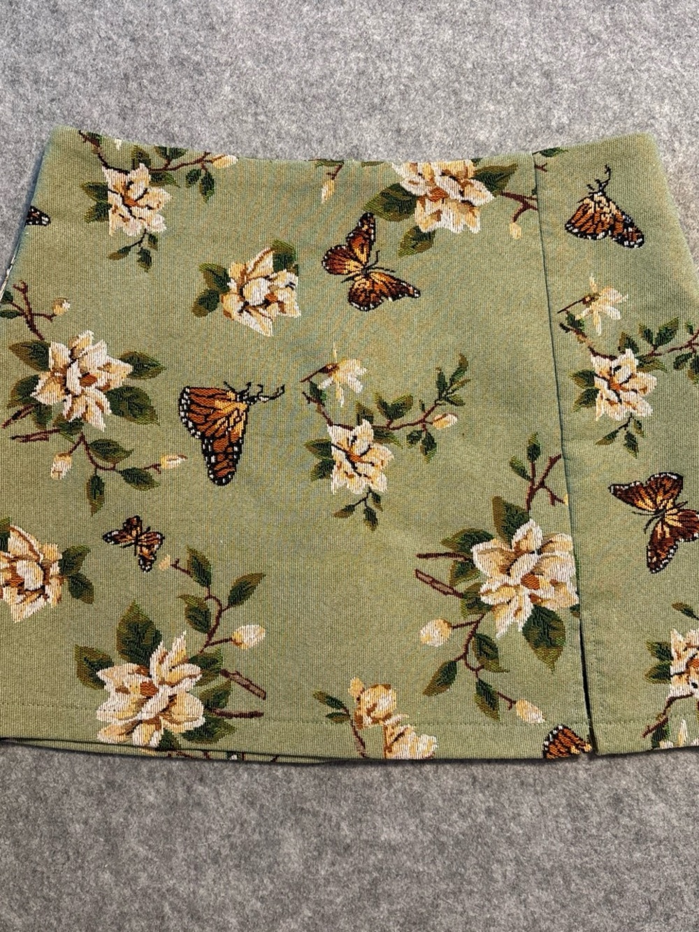 SHEIN Sage Green Floral & Butterfly Mini Skirt